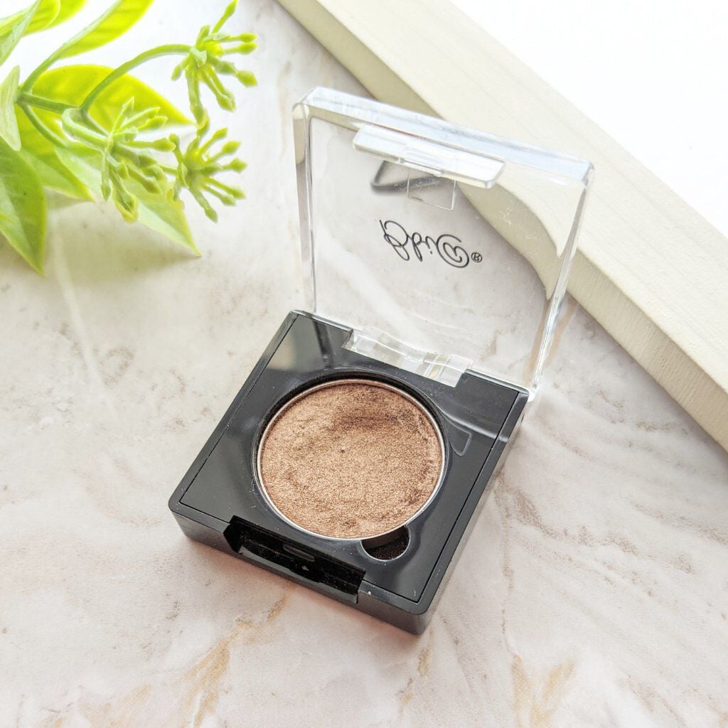 ピアープラッシュシャドウ/EGLIPS/単色アイシャドウを使ったクチコミ(2枚目)