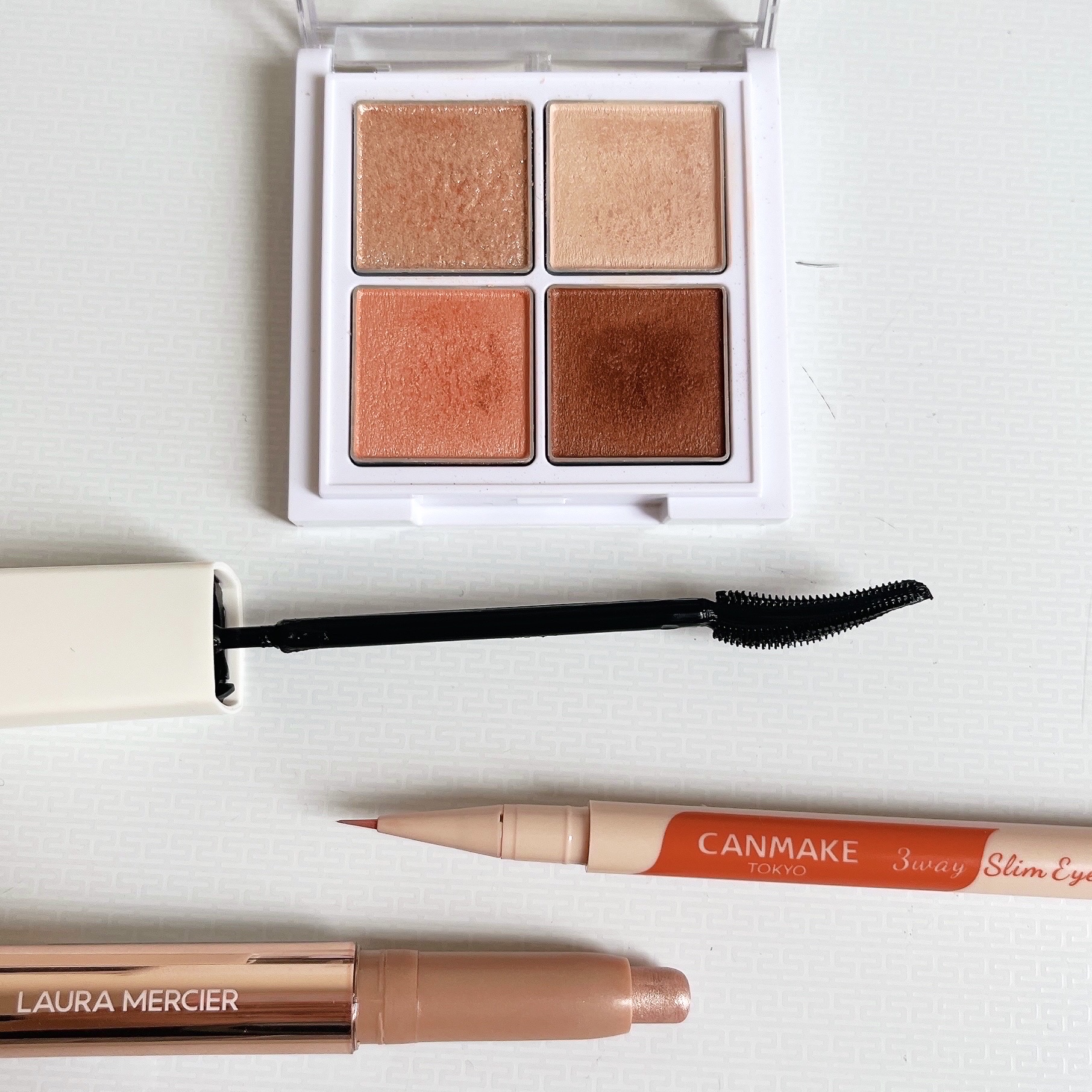 ザ ギフト オブ ア ローズ キャビアスティック トリオ/ローラ メルシエ/メイクアップキットを使ったクチコミ（2枚目）