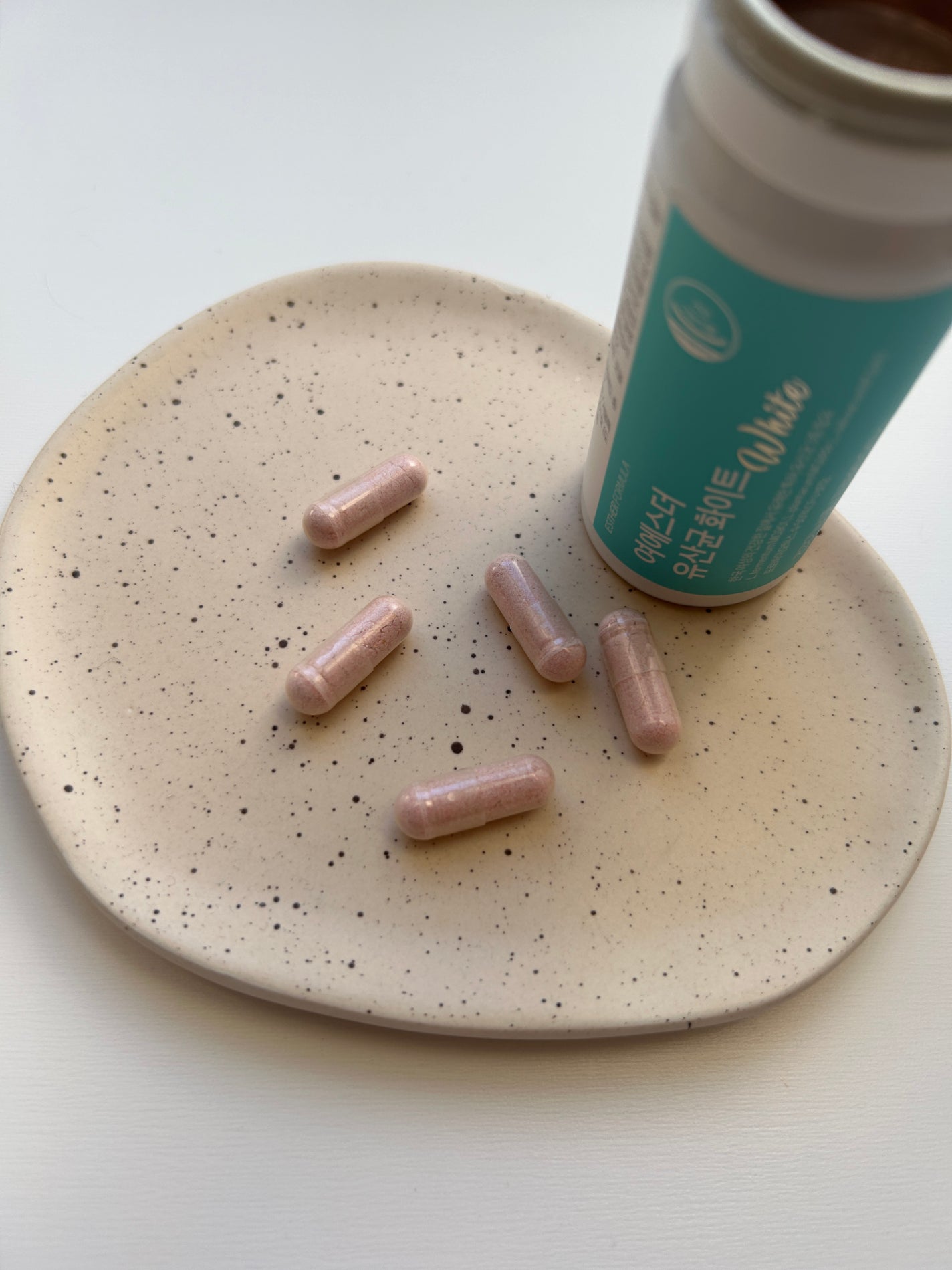 ヨエスター乳酸菌ホワイト/ESTHER FORMULA/健康サプリメントを使ったクチコミ(2枚目)