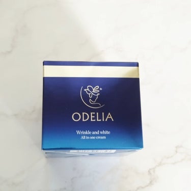 ODELIA リンクル＆ホワイト オールインワンクリームのクチコミ「ODELIAリンクル&ホワイ　オールインワンクリームを試しました。

夜の星空を連想させるよう.....」（1枚目）