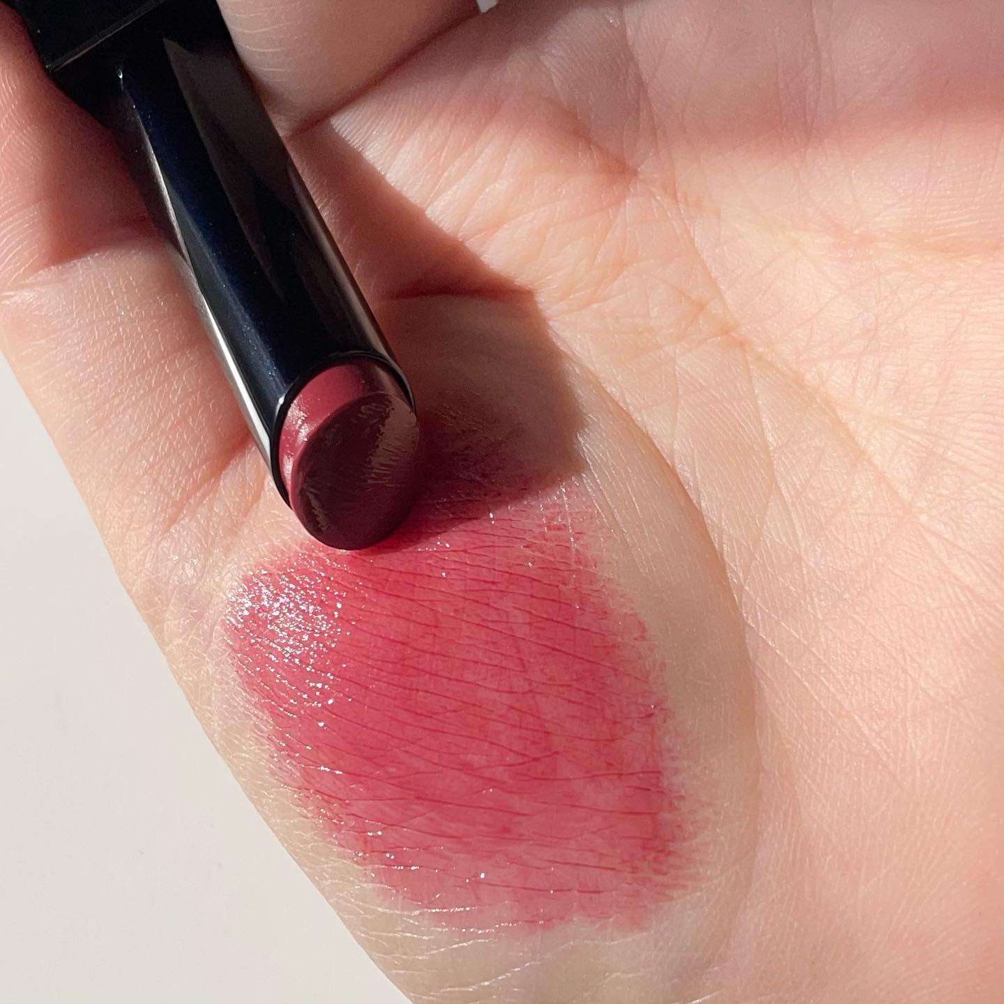 ケイト リップモンスター 107 紅折り紙の願い(限定色)/KATE/口紅を使ったクチコミ（3枚目）