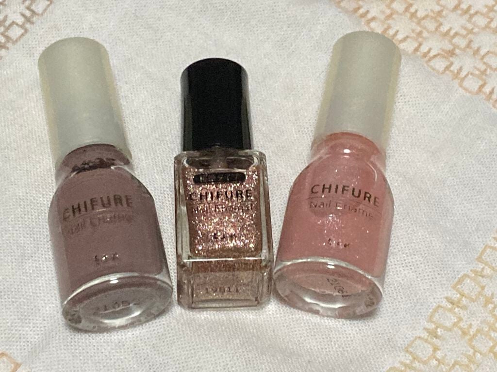 ノンノン on LIPS 「昨日投稿したちふれのマニュキアでアレンジしてみました💅バレンタ..」(6枚目)