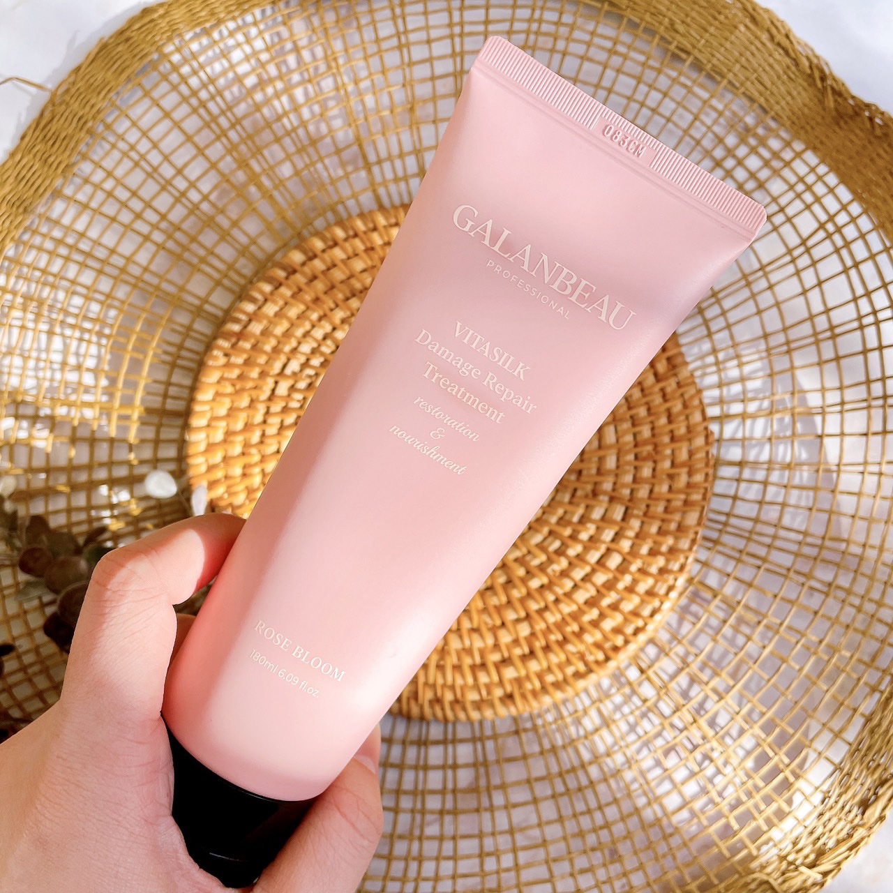 ビタシルクダメージリペアトリートメント（ローズブルーム）/ガランビュー/洗い流すヘアトリートメントを使ったクチコミ（2枚目）