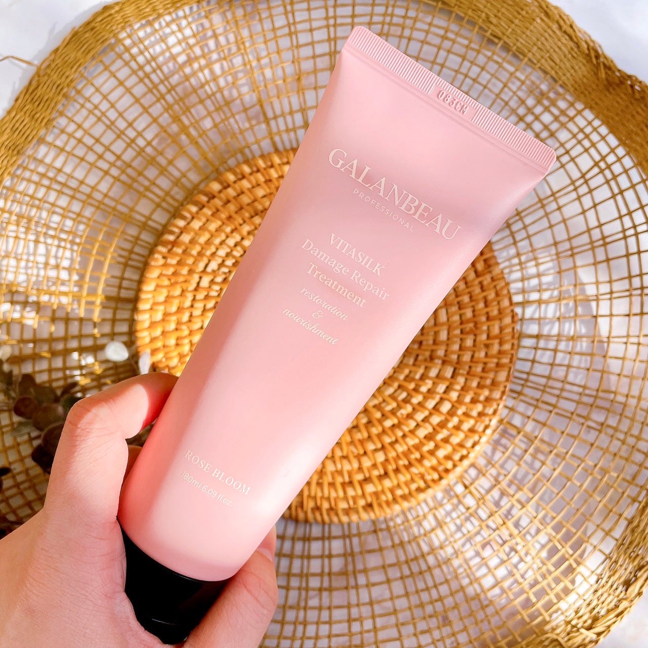 ビタシルクダメージリペアトリートメント(ローズブルーム)/ガランビュー/洗い流すヘアトリートメントを使ったクチコミ(2枚目)