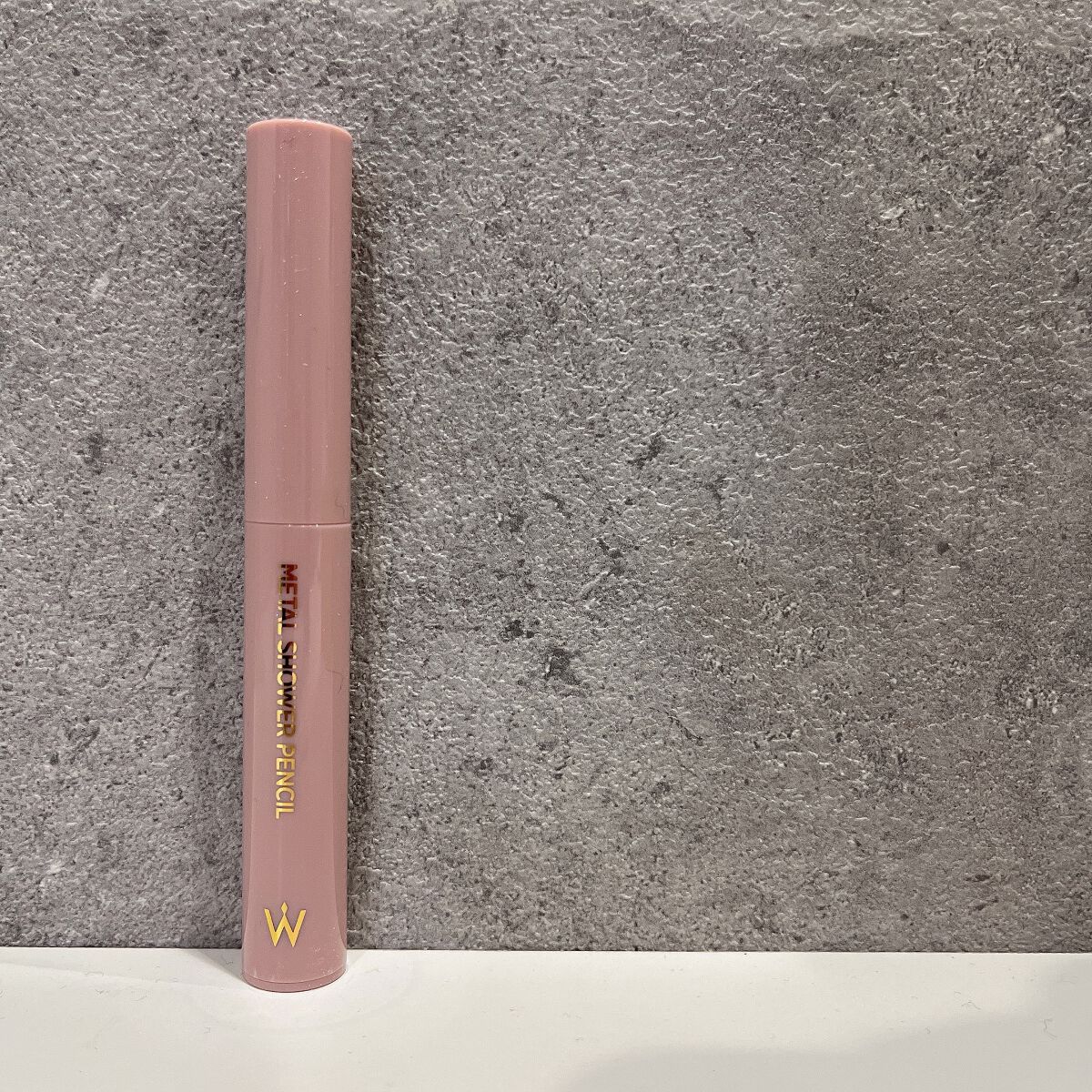 y.csm.s on LIPS 「、Wonjungyo♡メタルシャワーペンシル全3色/1,650..」(1枚目)