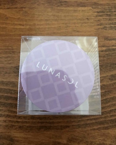 マカロンニュアンスアイズ/LUNASOL/単色アイシャドウを使ったクチコミ（2枚目）