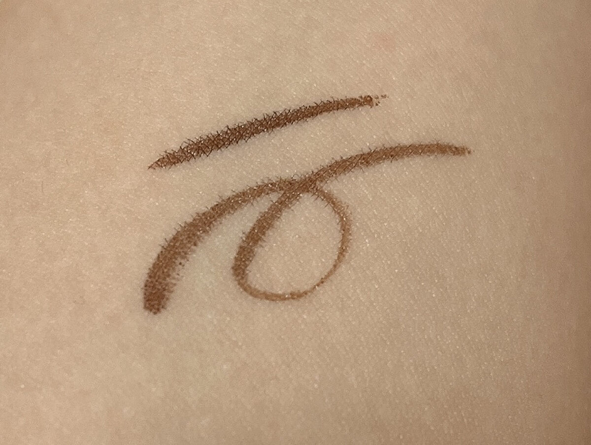 カラーリキッドアイライナー/ZEESEA/リキッドアイライナーを使ったクチコミ（2枚目）