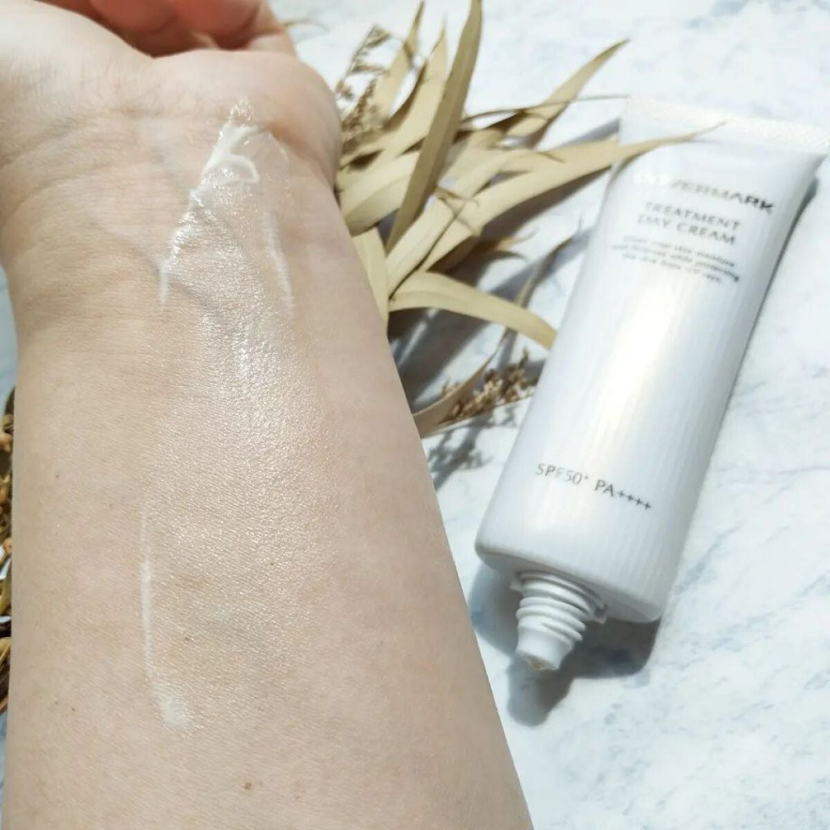 トリートメント デイ クリーム/COVERMARK/日焼け止めクリームを使ったクチコミ(3枚目)