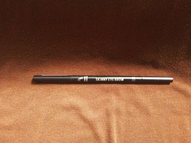 HOLIKA HOLIKA Wonder Drawing Skinny Eyebrowのクチコミ「眉尻をキレイ書くため、芯が細めの商品を探した。

01 アッシュブラック:
黒！って感じはなく.....」（1枚目）