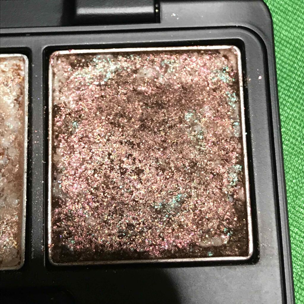 グリッタープリズム シャドウ/MISSHA/グリッターを使ったクチコミ(1枚目)