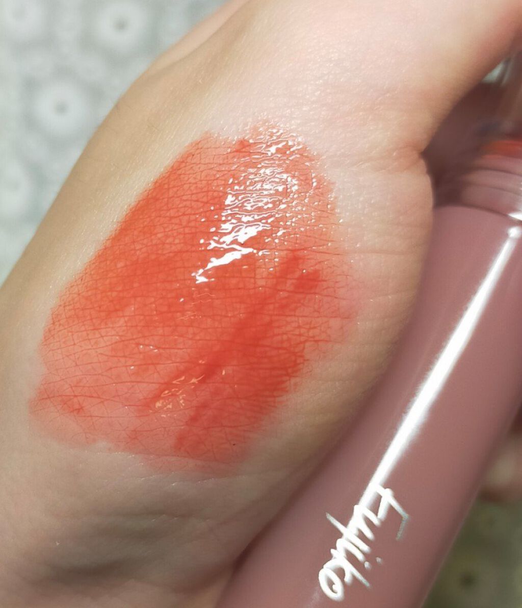 ニュアンスラップティント 03 珊瑚ブラウン/Fujiko/リップティントを使ったクチコミ（2枚目）