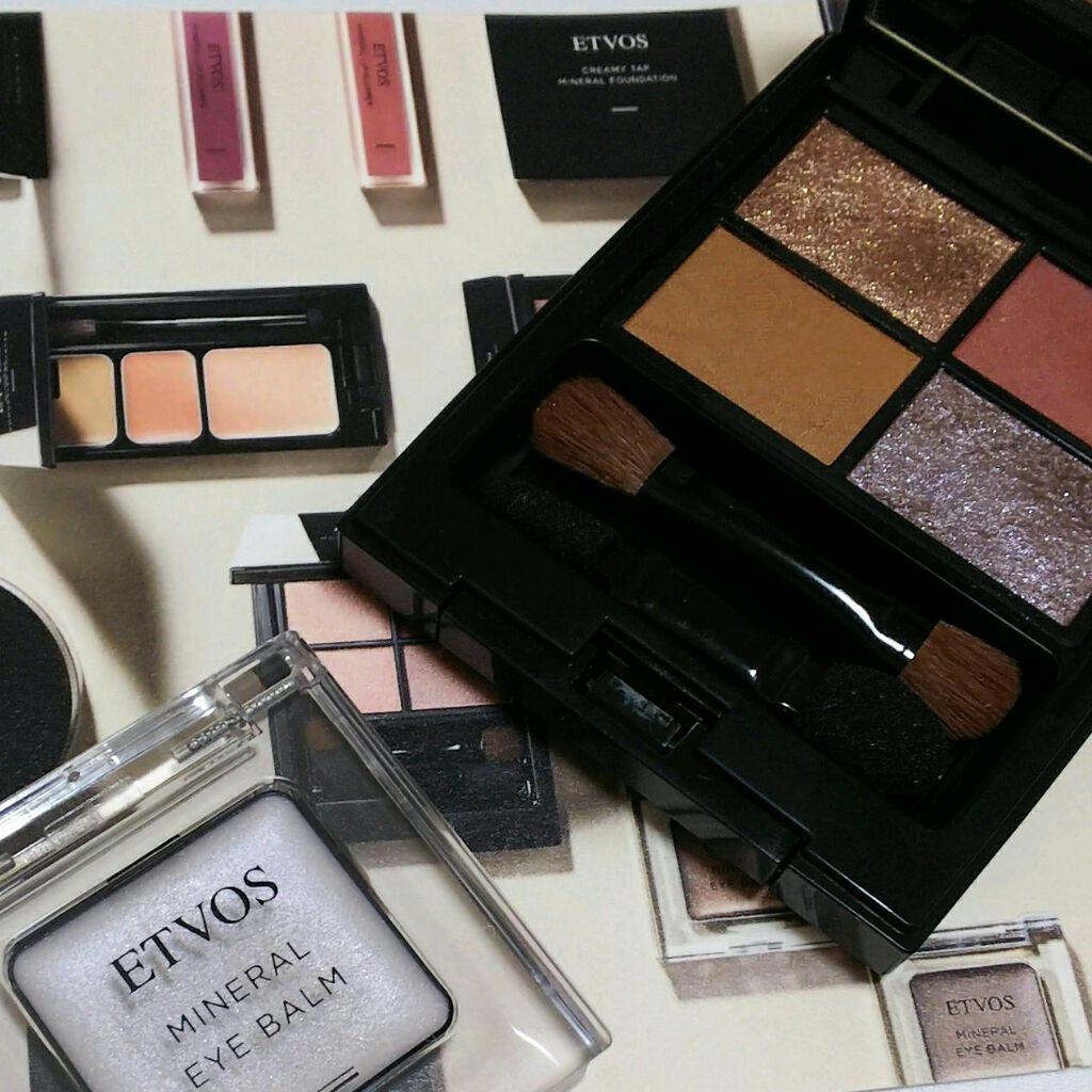 ミネラルクラッシィシャドー/エトヴォス/アイシャドウパレットを使ったクチコミ(4枚目)