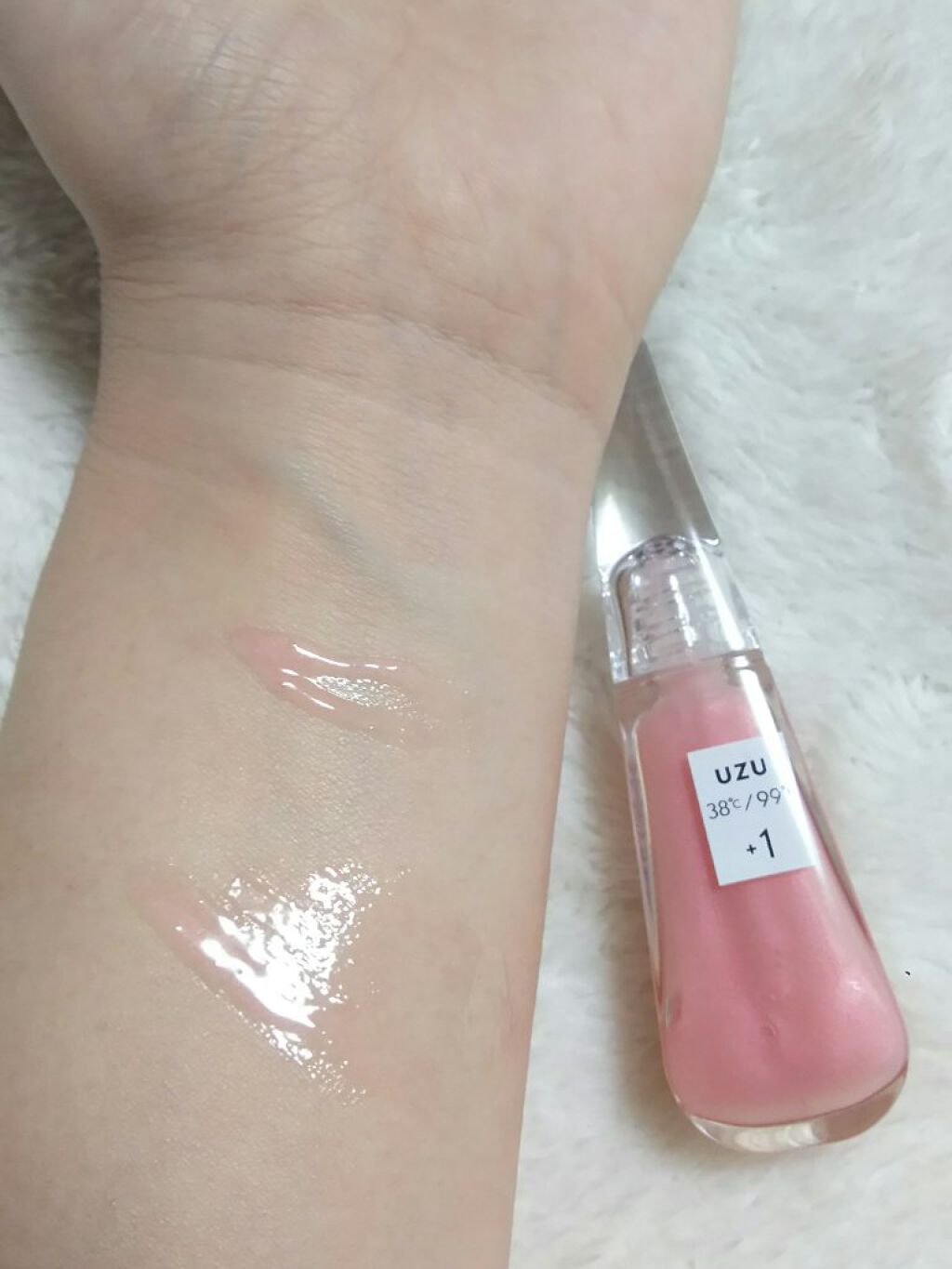 38°C / 99°F リップトリートメント (リップ美容液)/UZU BY FLOWFUSHI/リップケアを使ったクチコミ(3枚目)
