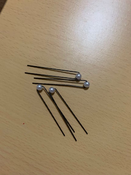 みく on LIPS 「私の持ってるヘアアクセ集・カラーへゴム3色✖️2本づつ(ピンク..」(4枚目)