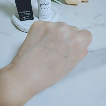ライトリフレクティング トーンアップヴェール/NARS/化粧下地を使ったクチコミ(6枚目)