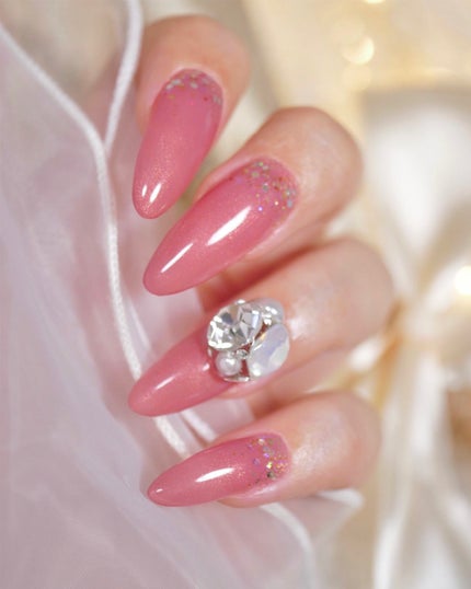 #オフィスネイル,#ちゅるんネイル,#ナチュラルネイル,#シンプルネイル,#手が綺麗に見えるネイル,#肌馴染みネイル,#クリスマスネイル,#うるつやネイル,#ビジューネイルのネイルデザイン