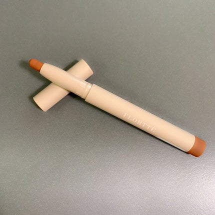 フロレットナイスリップスティックペンシル/FLORTTE/口紅を使ったクチコミ(4枚目)