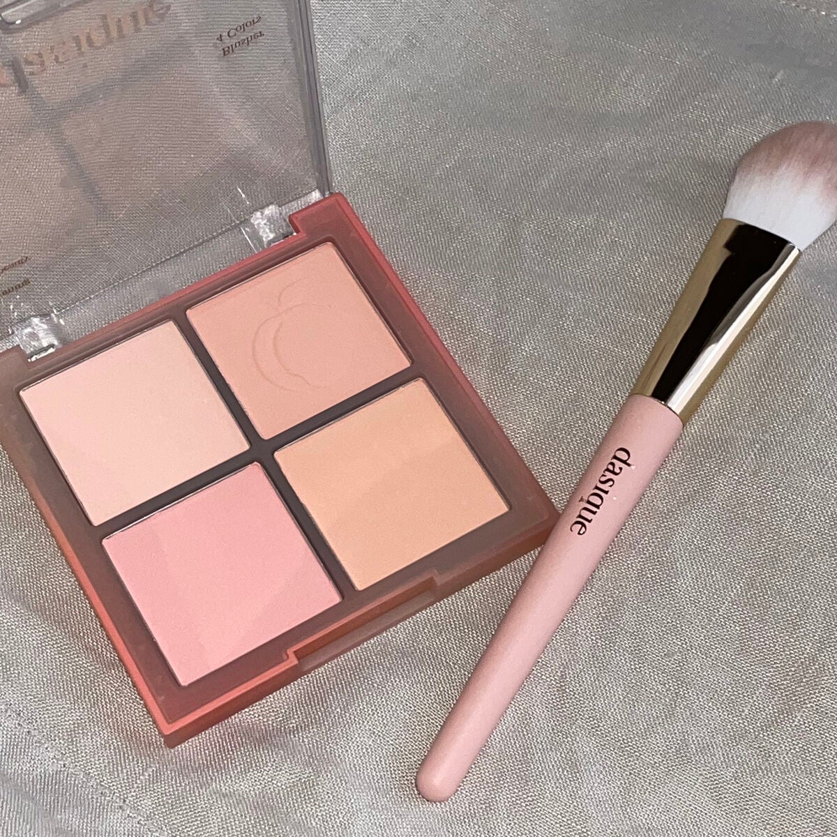 ブレンディングムードチーク/dasique/パウダーチークを使ったクチコミ(2枚目)