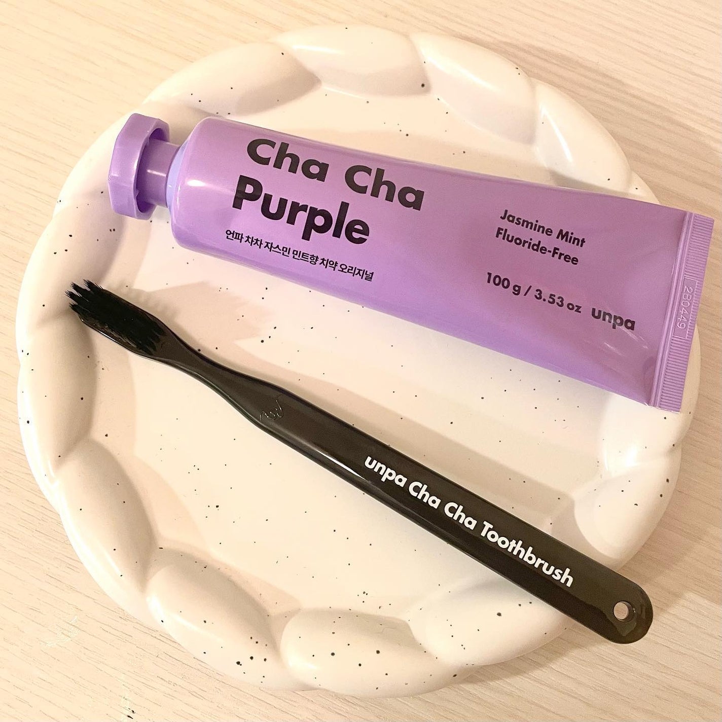 Cha Cha Charcoal Jasmin Mint Toothpaste/chacha/歯磨き粉を使ったクチコミ(1枚目)