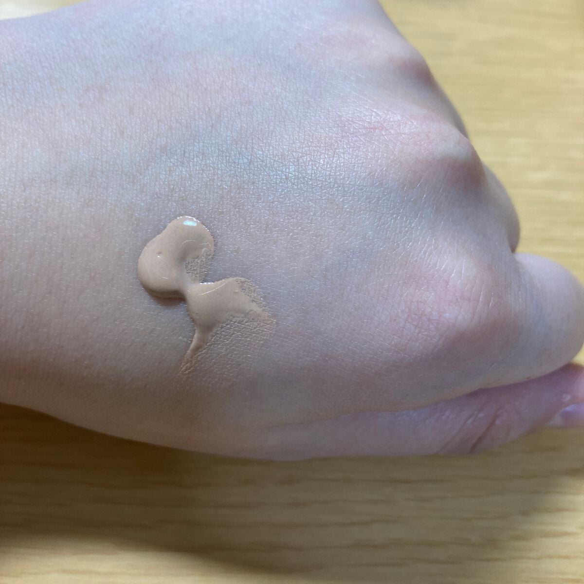 ドラマティックエッセンスリキッド/マキアージュ/リキッドファンデーションを使ったクチコミ(5枚目)