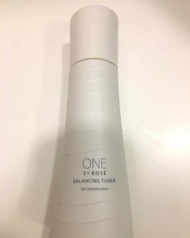 ONE  BY  KOSE
バランシング  チューナー
（薬用皮脂分泌抑制化粧水）
医薬部外品

皮脂腺に直接働きかけ、皮脂を根本から抑えてくれます😳

日中の皮脂浮きはかなり抑えられる気がします👍✨
