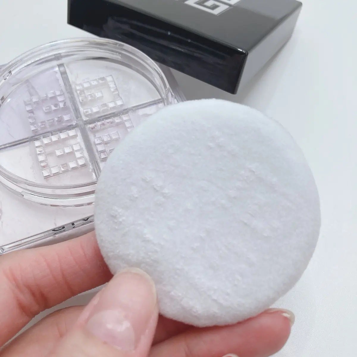 プリズム・リーブル/GIVENCHY/ルースパウダーを使ったクチコミ(3枚目)