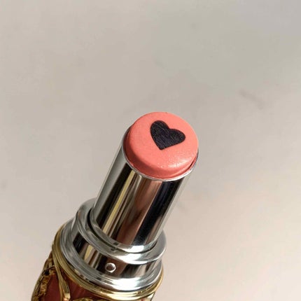 ヴォリュプテ プランプインカラー 1 マッド ヌード/YVES SAINT LAURENT BEAUTE/口紅を使ったクチコミ(2枚目)