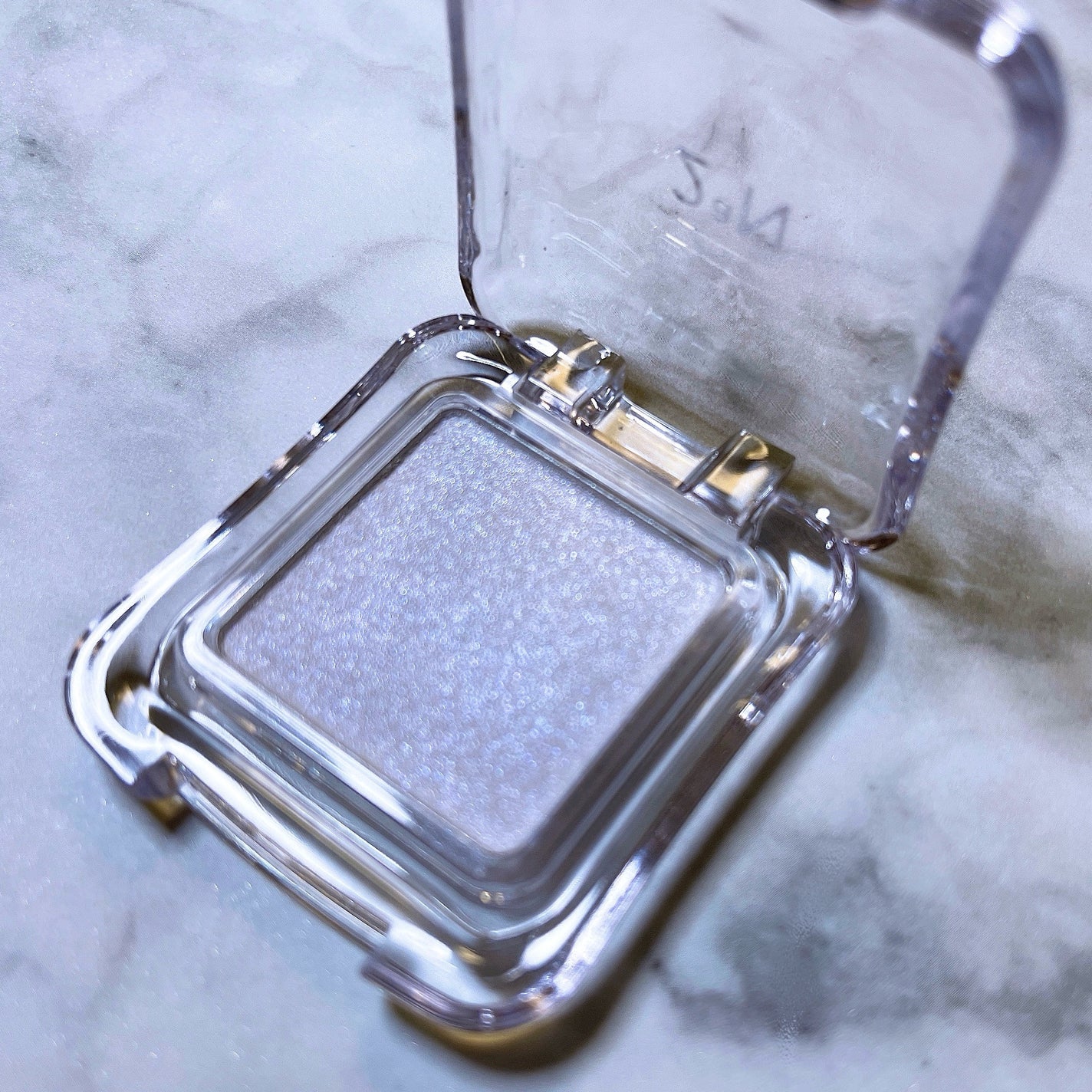 ピュアグラッシュ ハイライター/2aN/パウダーハイライトを使ったクチコミ(3枚目)