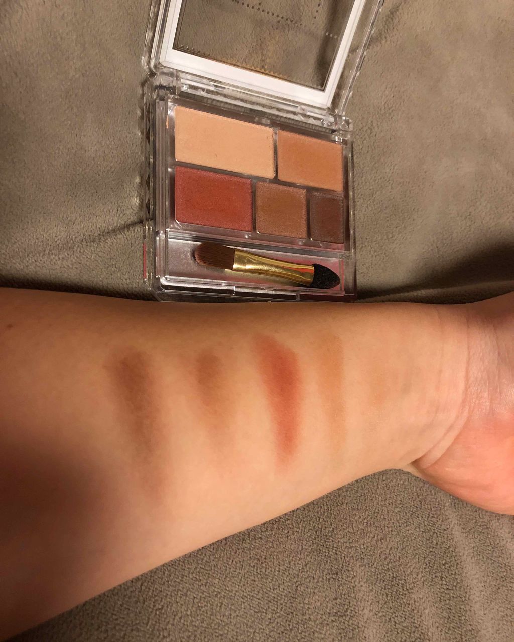 パーフェクトマルチアイズ/キャンメイク/アイシャドウパレットを使ったクチコミ(2枚目)