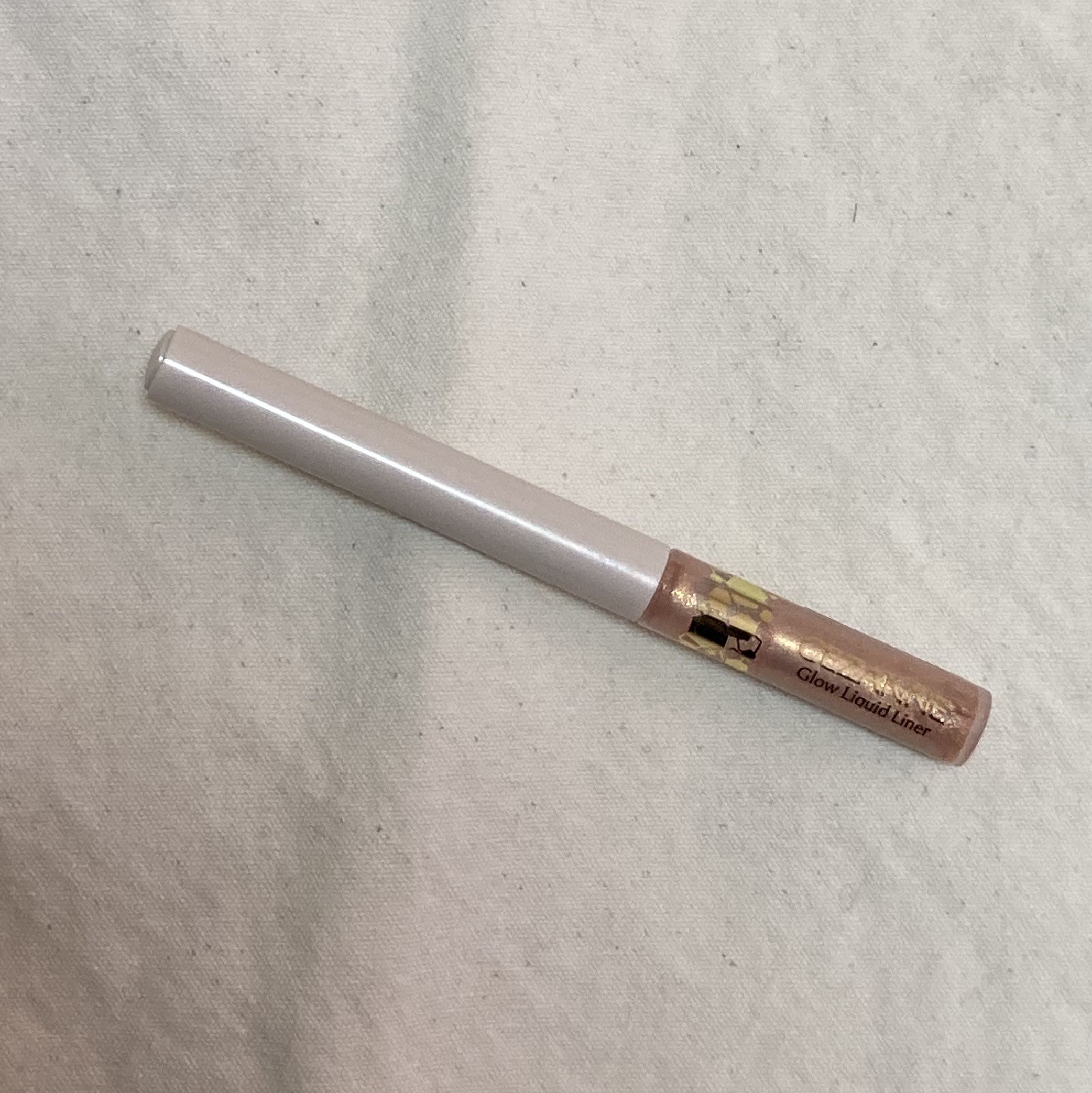 グロウリキッドライナー/CEZANNE/リキッドアイライナーを使ったクチコミ（1枚目）