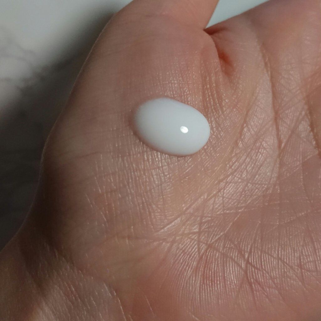 ハトムギ浸透乳液(ナチュリエ スキンコンディショニングミルク)/ナチュリエ/乳液を使ったクチコミ（3枚目）