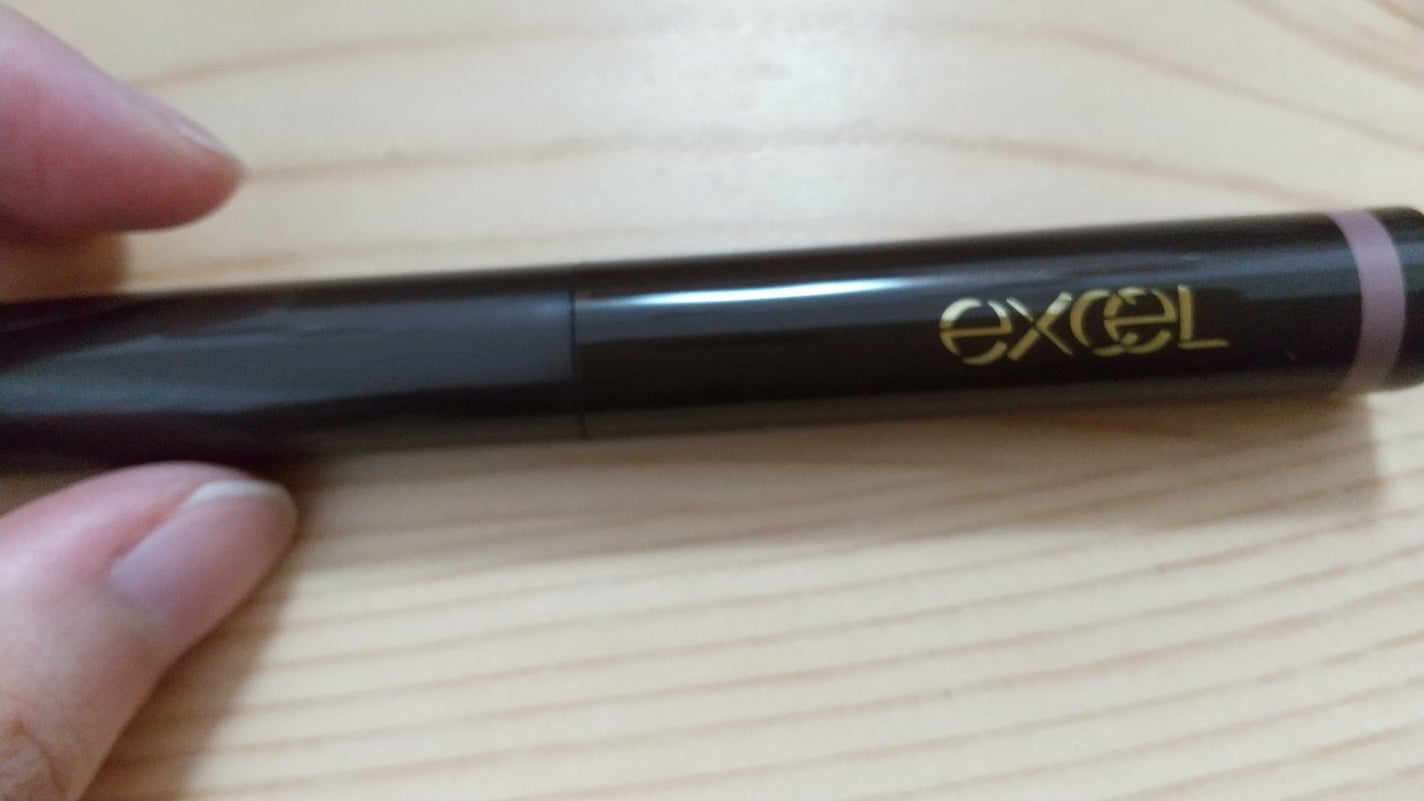 グリームオンフィットシャドウ/excel/スティックアイシャドウを使ったクチコミ(3枚目)