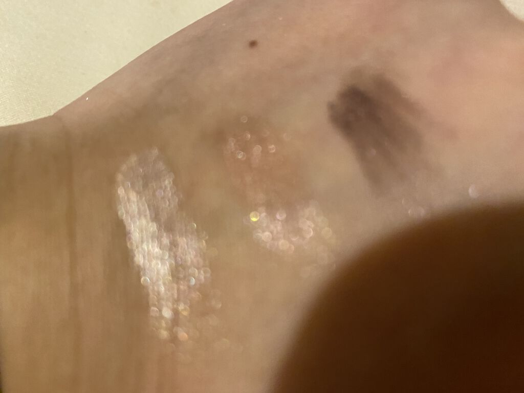 トーンアップアイシャドウ/CEZANNE/アイシャドウパレットを使ったクチコミ（3枚目）