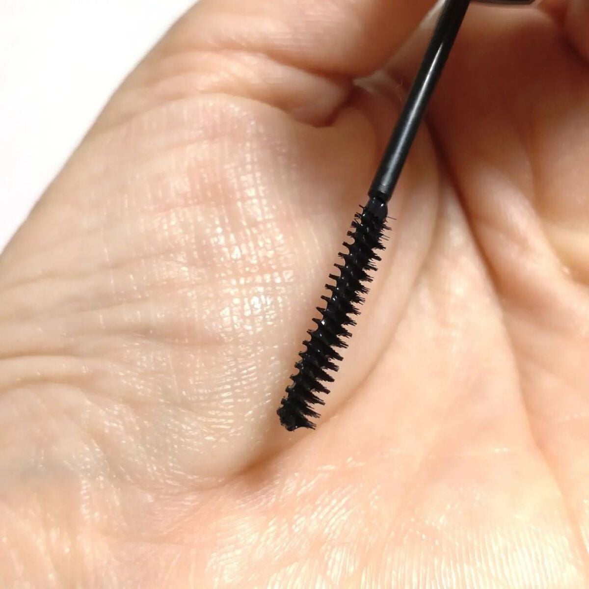 「塗るつけまつげ」自まつげ際立てタイプ/デジャヴュ/マスカラを使ったクチコミ(4枚目)