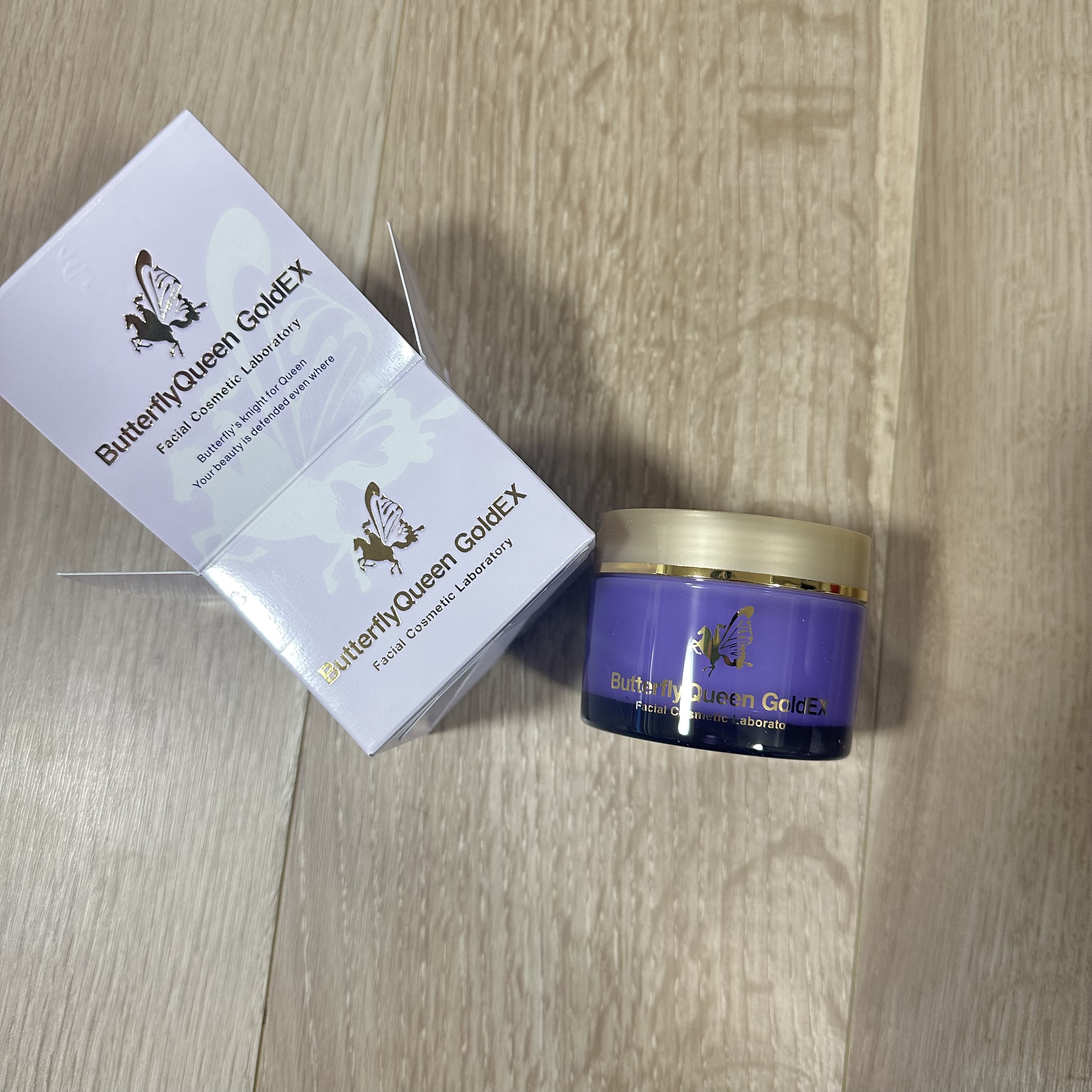 バタフライクイーン ゴールドエクストラ/フェイシャルコスメティック研究所/オールインワン化粧品を使ったクチコミ（2枚目）