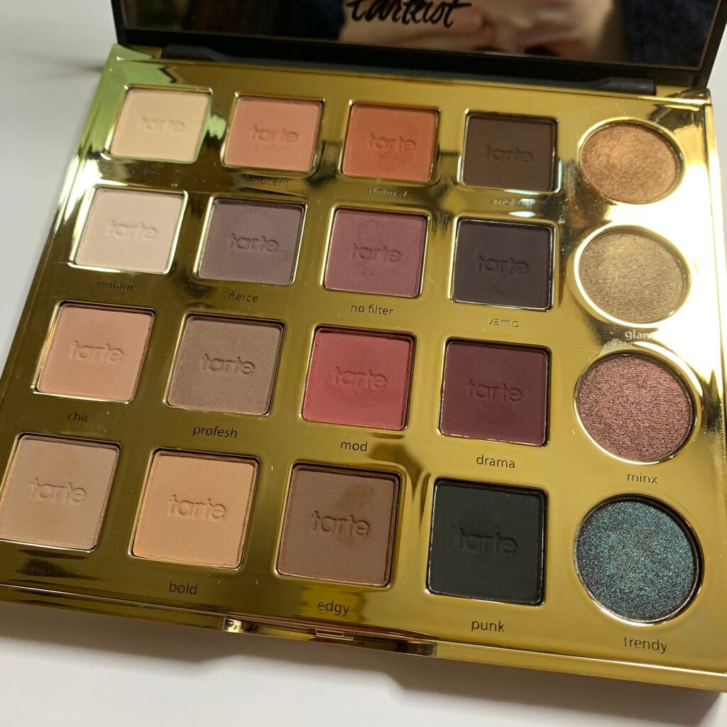 tartest PRO Amazonian clay palette/tarte/アイシャドウパレットを使ったクチコミ(2枚目)