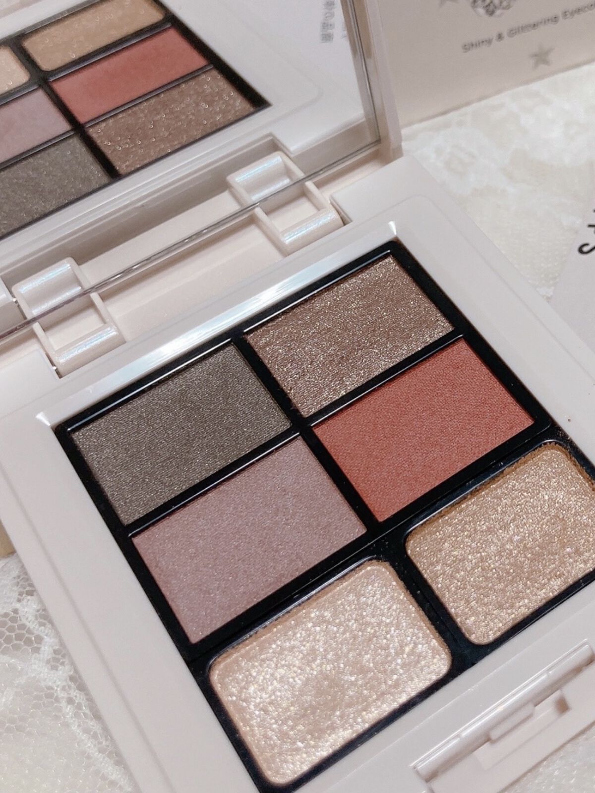 ミネラルクラッシィシャドー2022CF/エトヴォス/アイシャドウパレットを使ったクチコミ（3枚目）