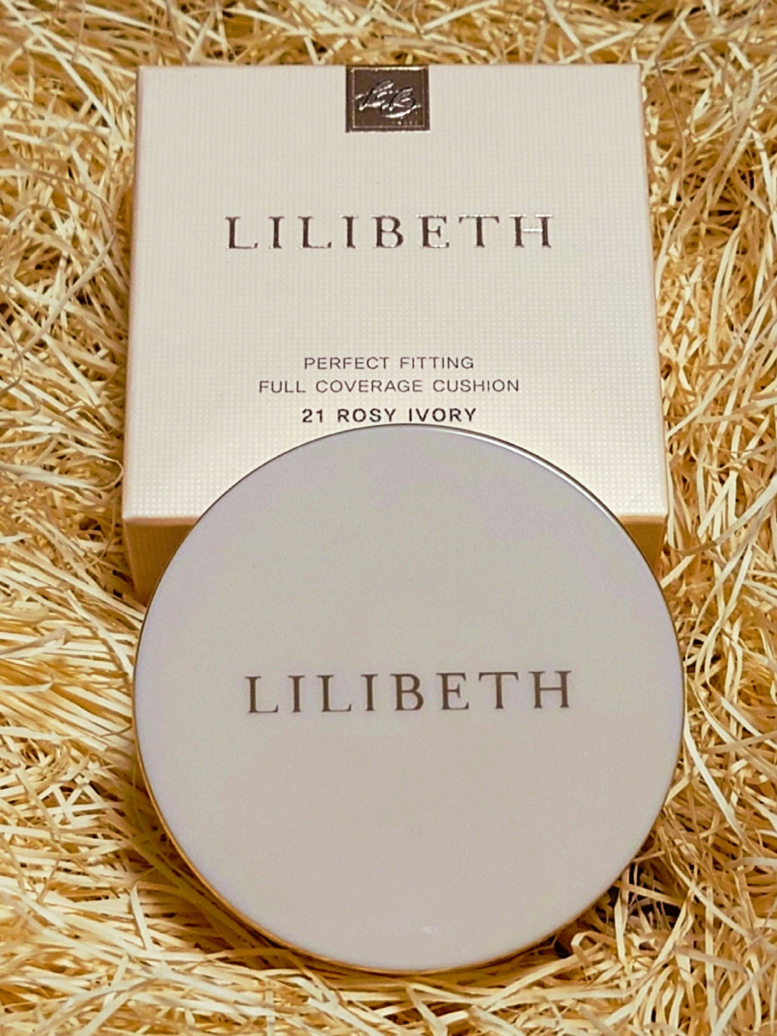 パーフェクティングフィッティング フルカバレッジクッション 21号 ロージーアイボリー（リフィル）/LILIBETH/クッションファンデーションを使ったクチコミ（2枚目）