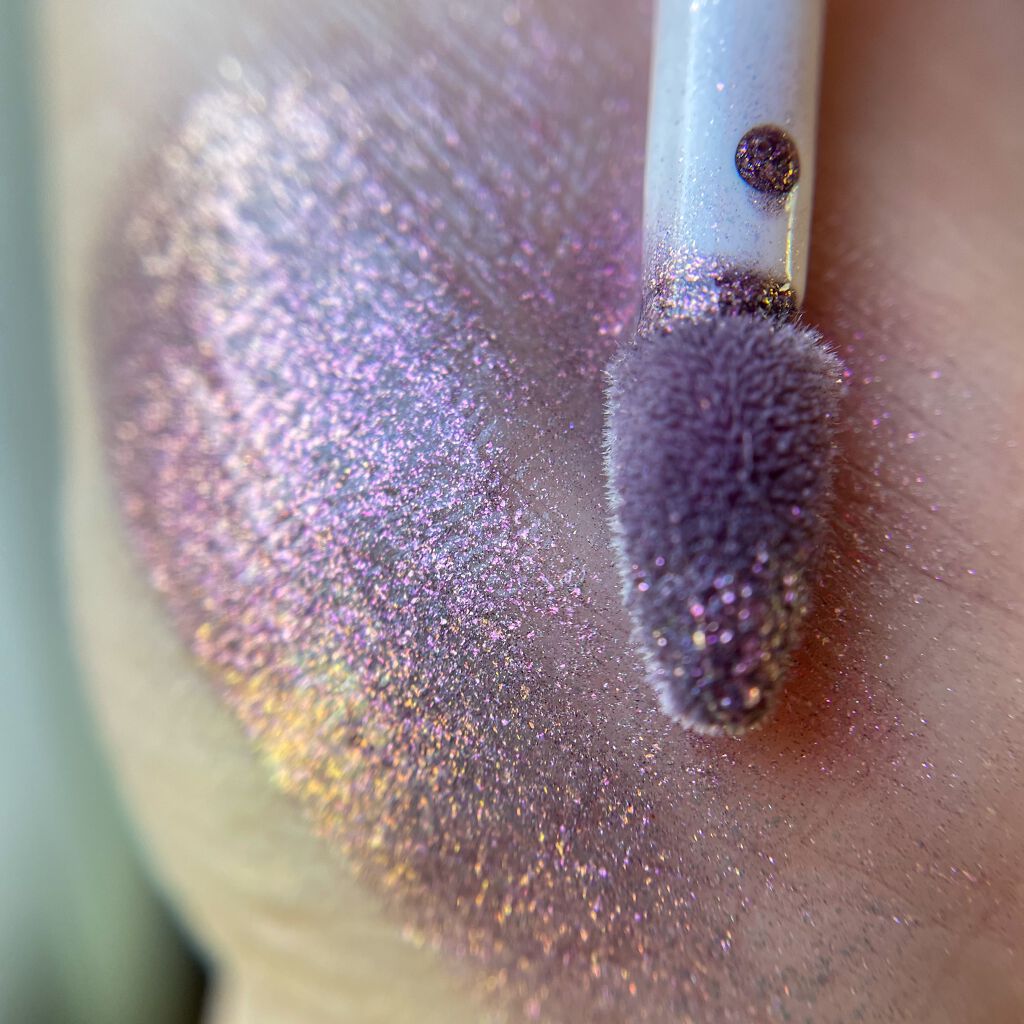 THE MOLTEN LIP COLOR/Kevyn Aucoin/リップグロスを使ったクチコミ(4枚目)