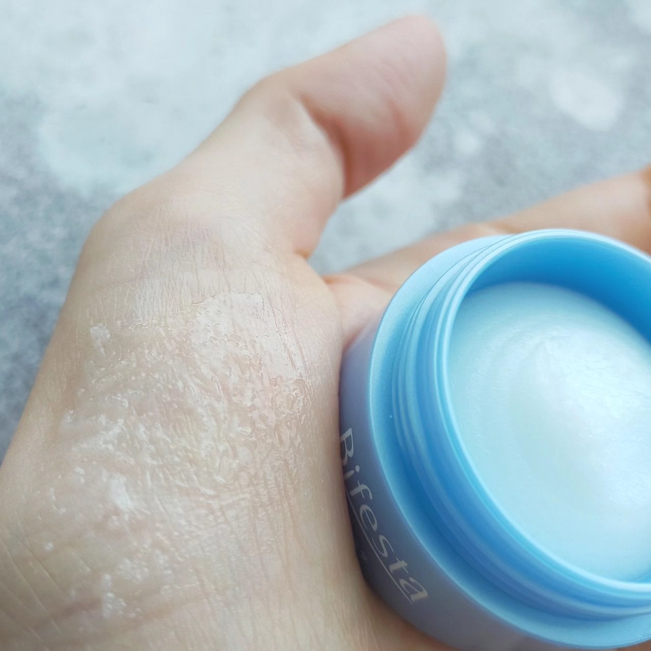 リップスクラブバーム/ビフェスタ/リップスクラブを使ったクチコミ(4枚目)