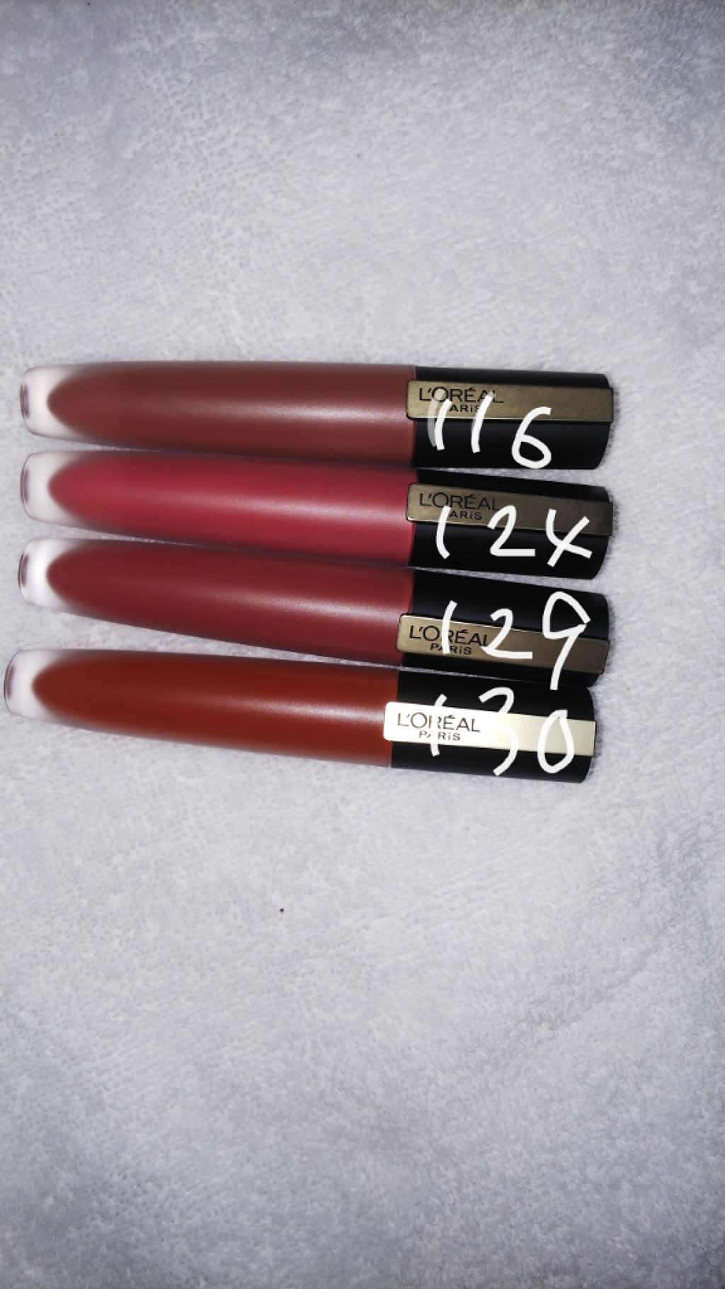 ルージュシグネチャー /ロレアル パリ/リップグロスを使ったクチコミ（1枚目）