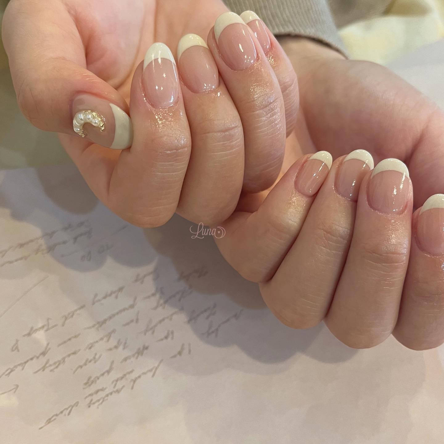 #ジェルネイル,#ワンカラーネイル,#ニュアンスネイル,#うるうるネイル,#ちゅるんネイル,#シンプルネイル,#パーツネイル,#透け感ネイル,#クリアネイル,#ぷっくりネイル,#ちぐはぐネイル,#韓国ネイル,#きらきらネイル,#うるつやネイル,#フレンチガーリーネイル,#ピンクネイル,#アイボリーネイル,#フレンチネイルのネイルデザイン