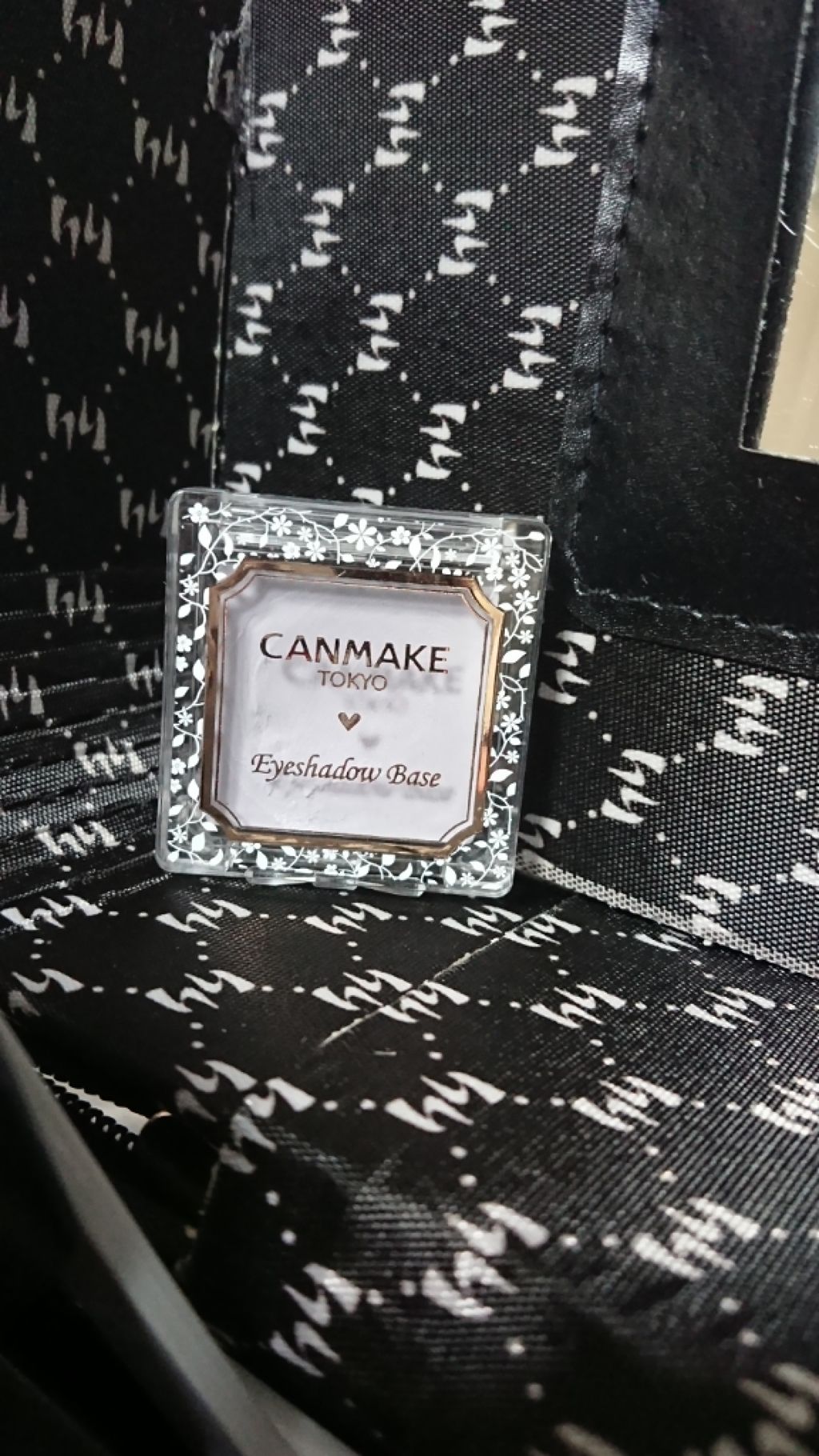 アイシャドウベース/キャンメイク/アイシャドウベースを使ったクチコミ（1枚目）