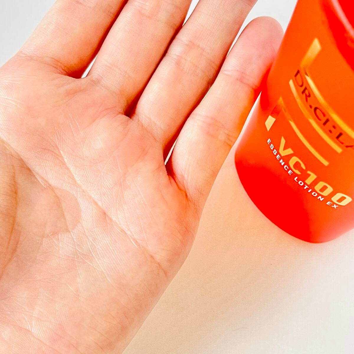 VC100エッセンスローション EX/ドクターシーラボⓇ/化粧水を使ったクチコミ(3枚目)
