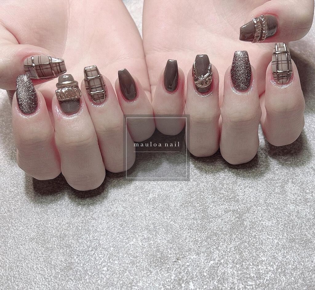 mauloa_nail on LIPS 「・ 🤍🤍🤍・ネイルやり方動画fantistにて多数更新してます..」(1枚目)