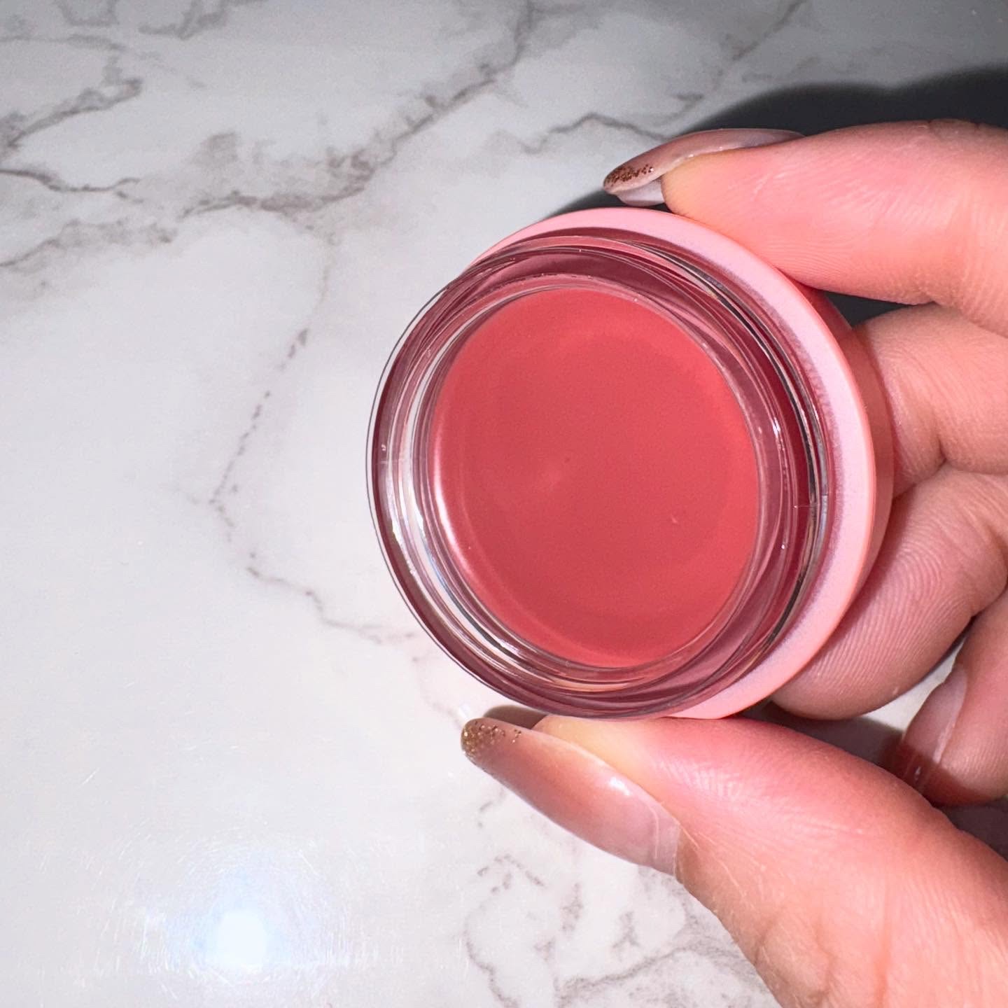 GLOWY TINT BALM/AOU/リップグロスを使ったクチコミ（3枚目）