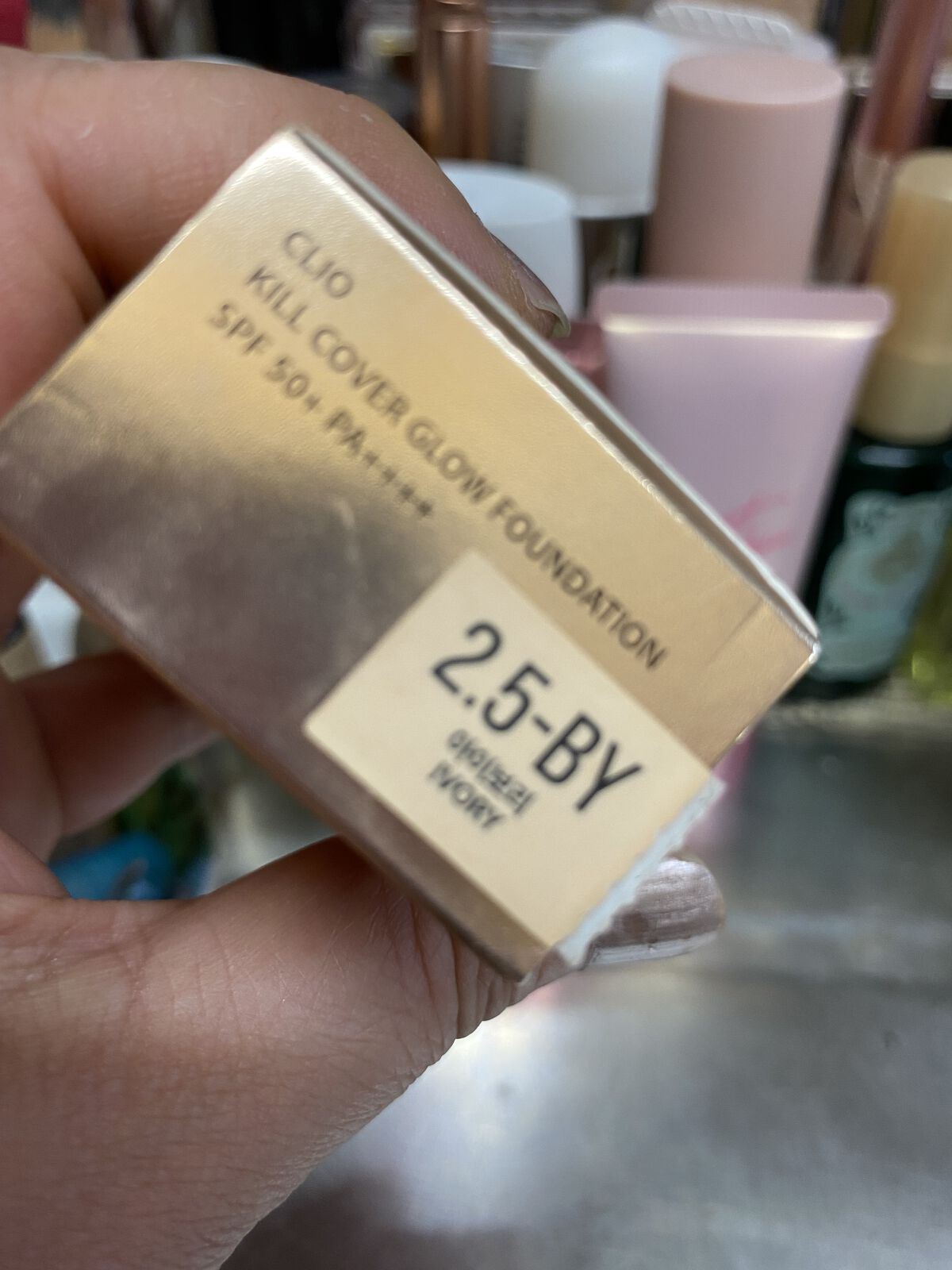 キルカバー グロウ ファンデーション 2.5 ivory/CLIO/リキッドファンデーションを使ったクチコミ（3枚目）