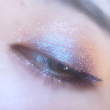 PAT McGRATH LABS Celestial Divinity Luxe Quadのクチコミ「〚海外コスメの本領発揮‼️偏光ラメが可愛すぎる〛



こんにちは🦋
今回はPAT McGRA.....」（3枚目）