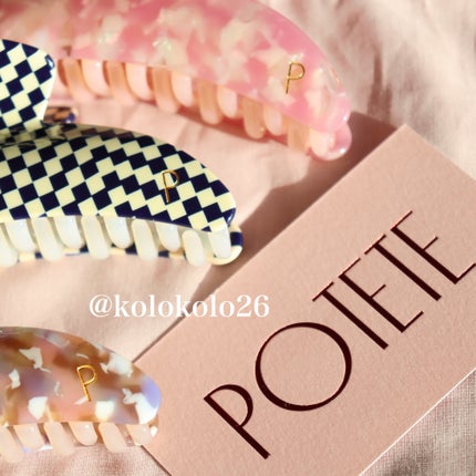 COLOさん˚✧₊⁎❝᷀ົཽ≀ˍ̮ ❝᷀ົཽ⁎⁺˳✧༚ on LIPS 「めっちゃ可愛いヘアクリップ💕仕事中はずっと髪の毛を纏めて上げて..」(1枚目)