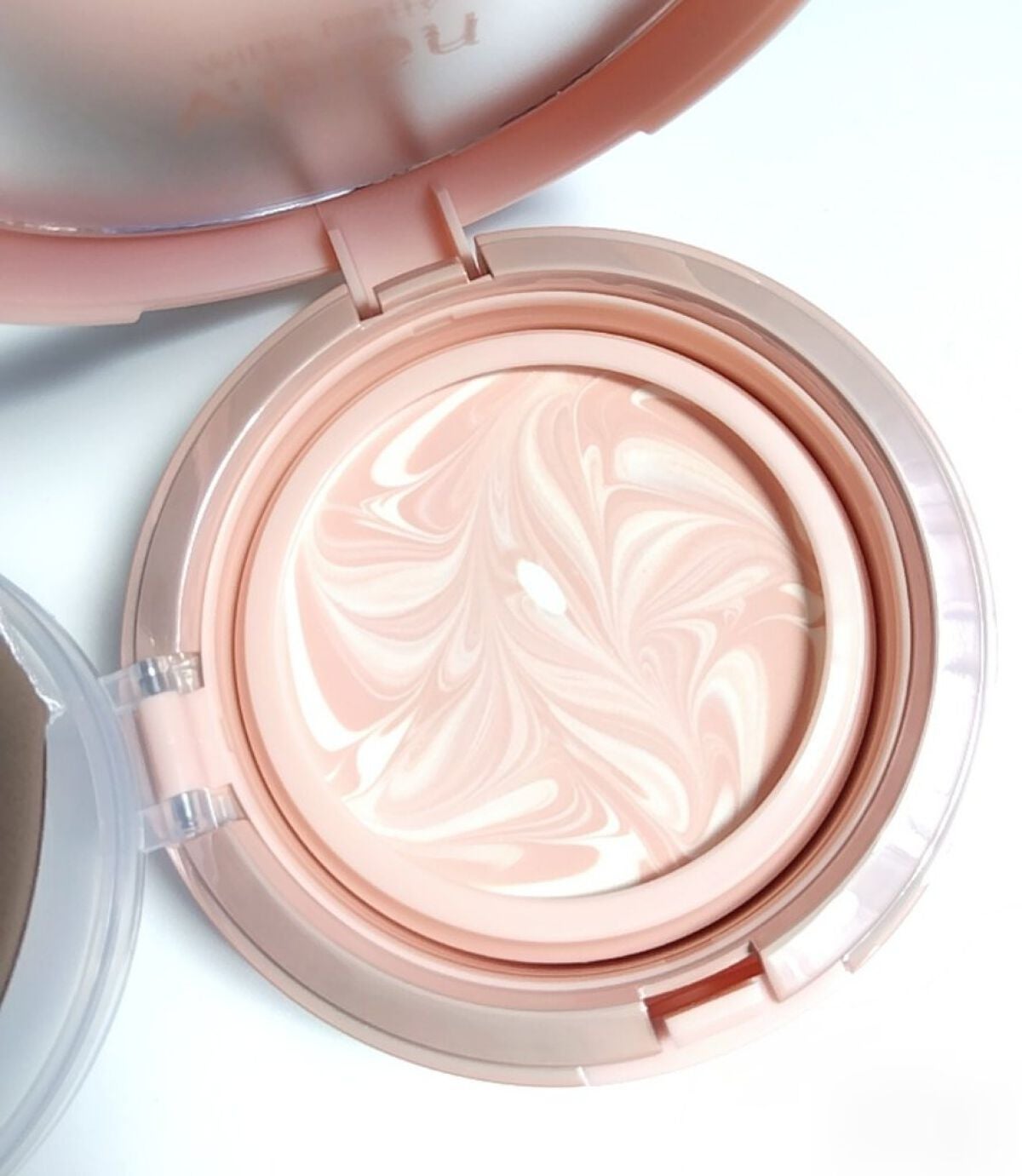 ジューシーパン スキンケアプライマー/A’pieu/化粧下地を使ったクチコミ(2枚目)